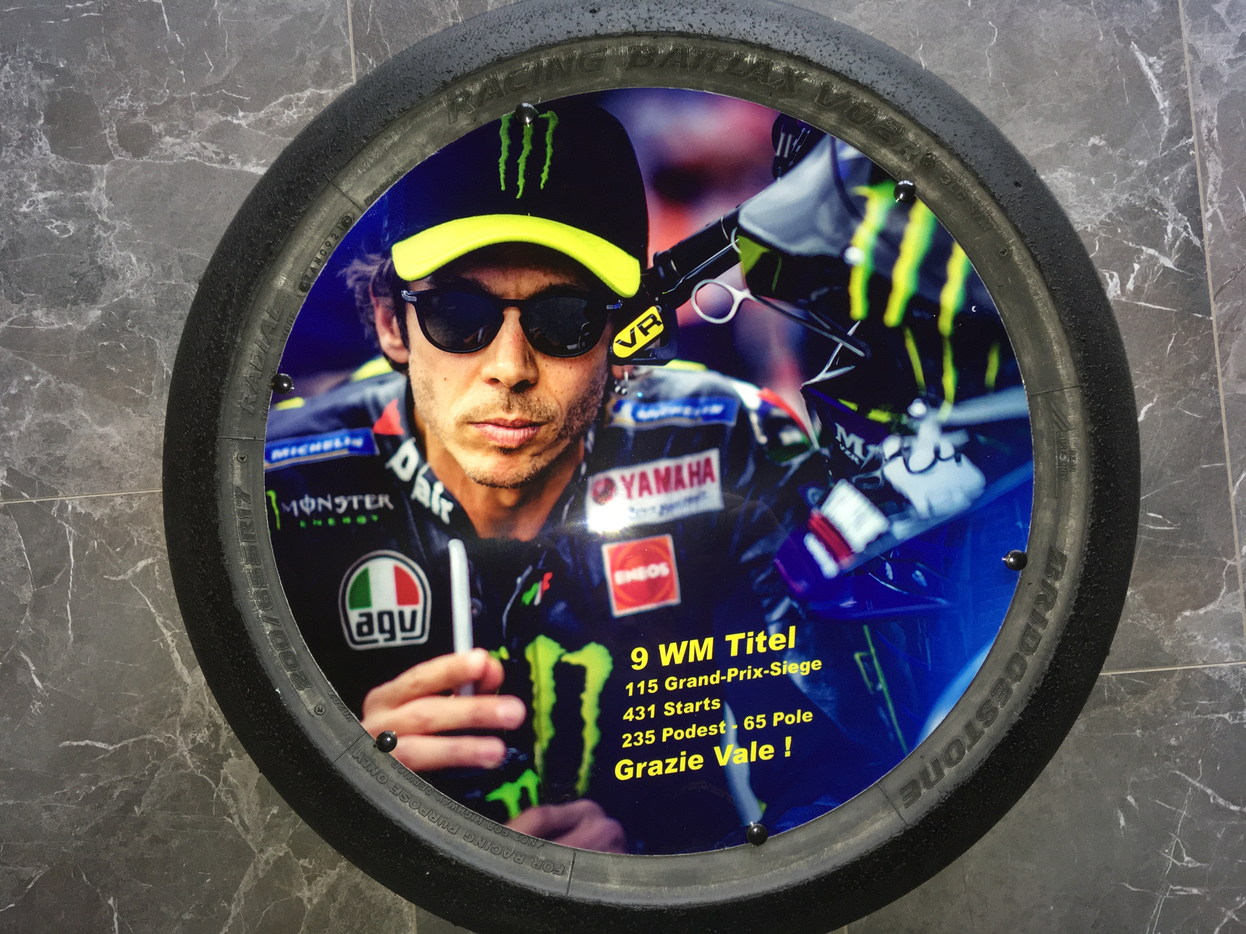 Rossi, Art, VR 46, Deko Moto GP/Superbike Slick, "Vorstart" + Grazie Vale