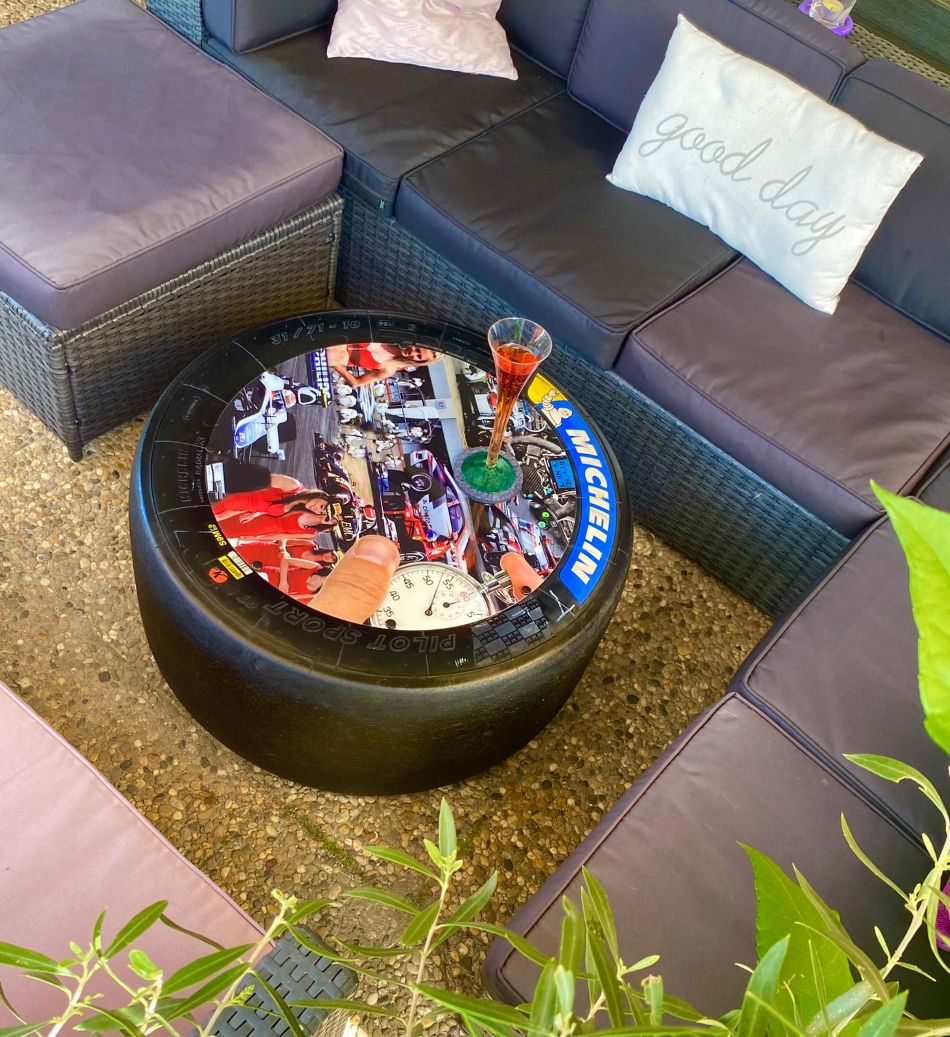 Racing Slick Garten-Beistelltisch, Moments , Motorsportgeschenk