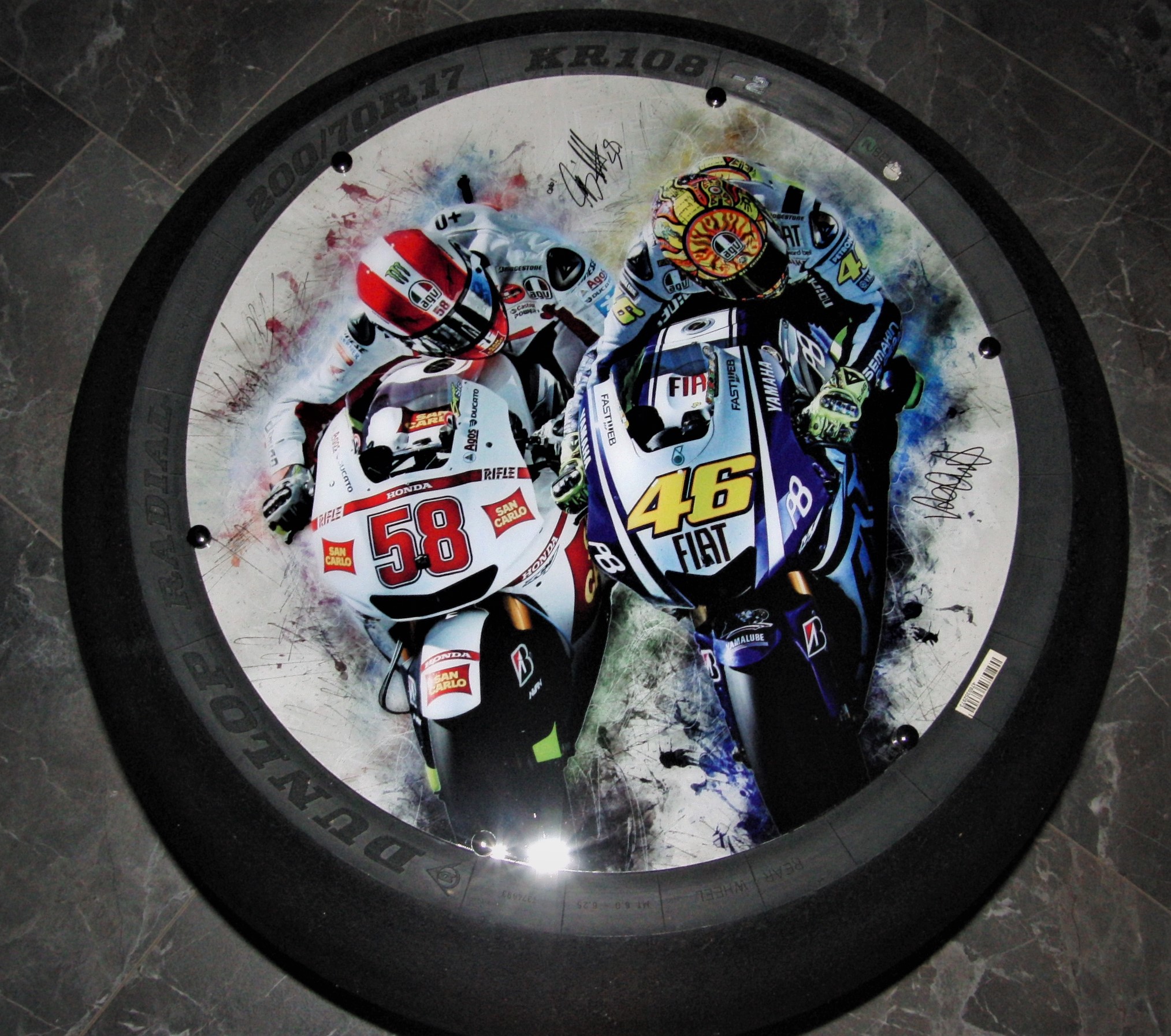 Dream Team Super Sic VR 46 GP/SBK Racing Slick Beistelltisch "Art" (aus der GP, Superbike) ,